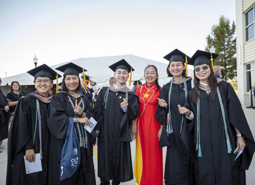 Lễ tốt nghiệp học viên Columbia Southern University